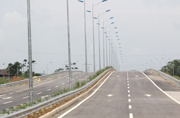 Đầu tư đường cao tốc Mỹ Thuận - Cần Thơ theo hình thức BOT 